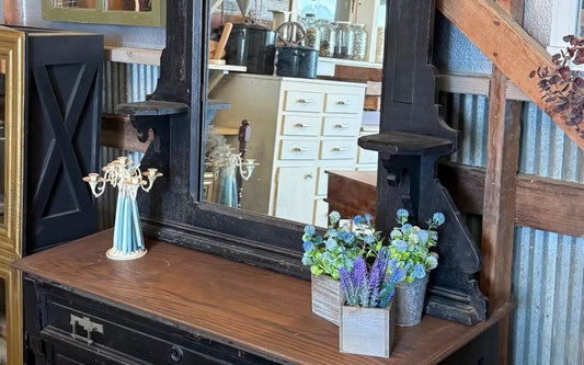 Letting Go with Love: A Journey into Warm Minimalism