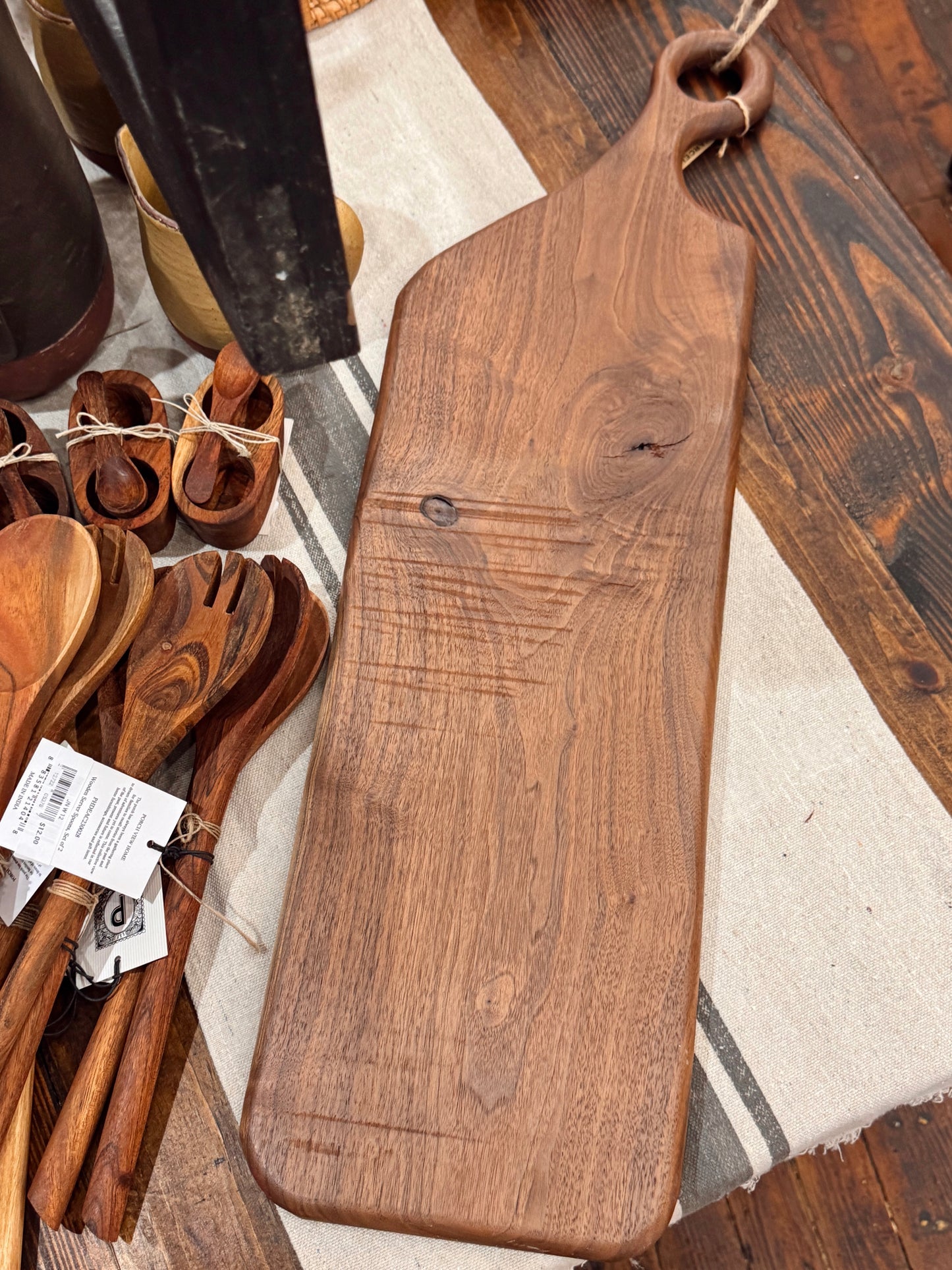 VMJ Walnut Charcuterie